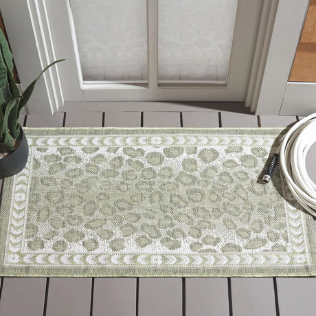 Safavieh Courtyard 2'-0" x 3'-7" Rug in Light Green / Ivory