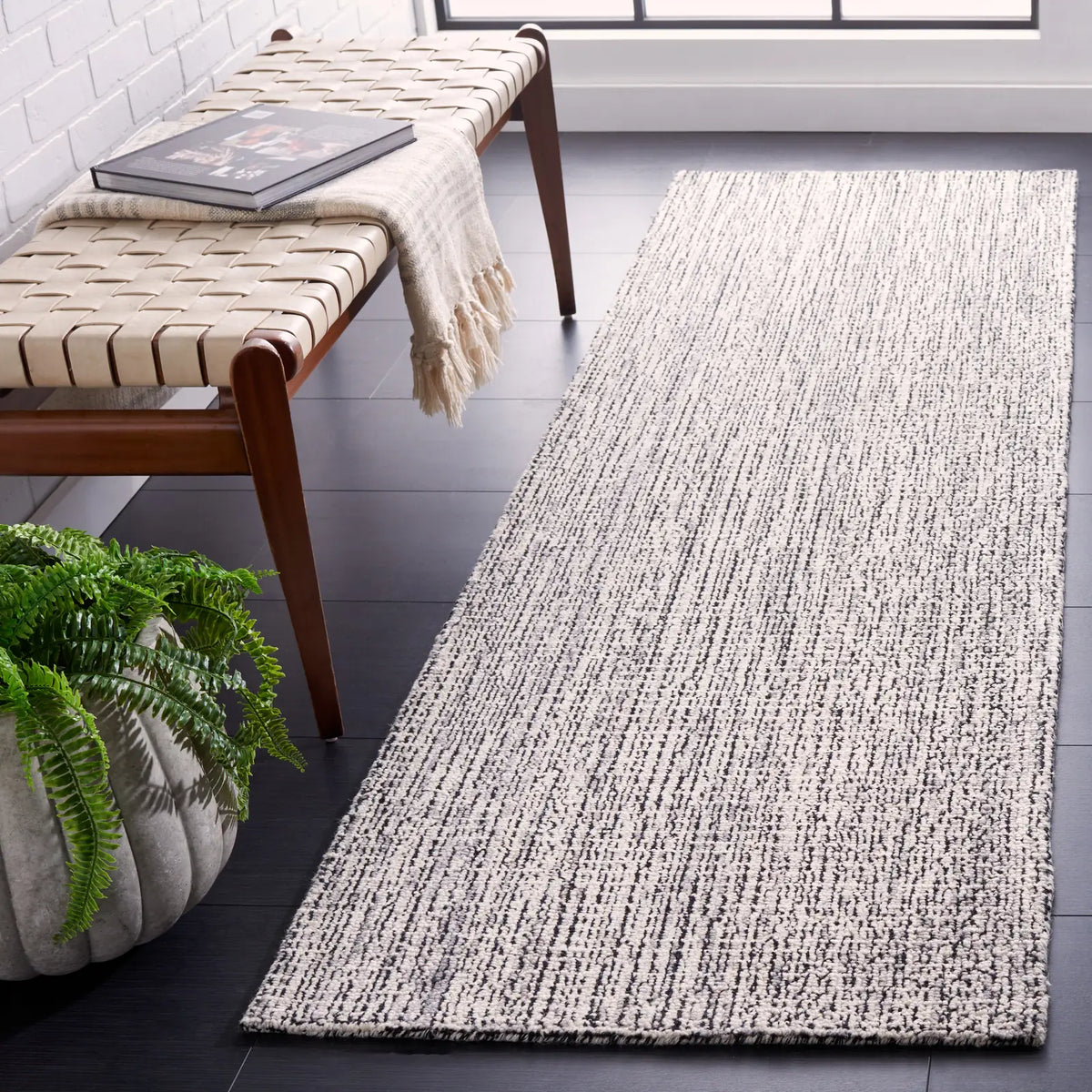 Safavieh Abstract 2'-3" x 8'-0" Rug in Black / Grey