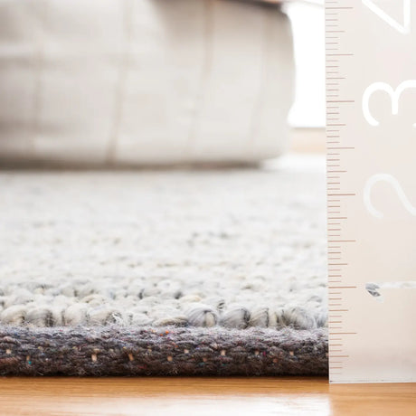 Safavieh Natural Fiber 4'-0" x 6'-0" Rug in Light Blue / Black