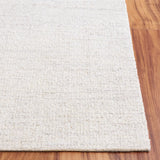 Safavieh Ebony 4'-0" x 6'-0" Rug in Light Grey / Ivory
