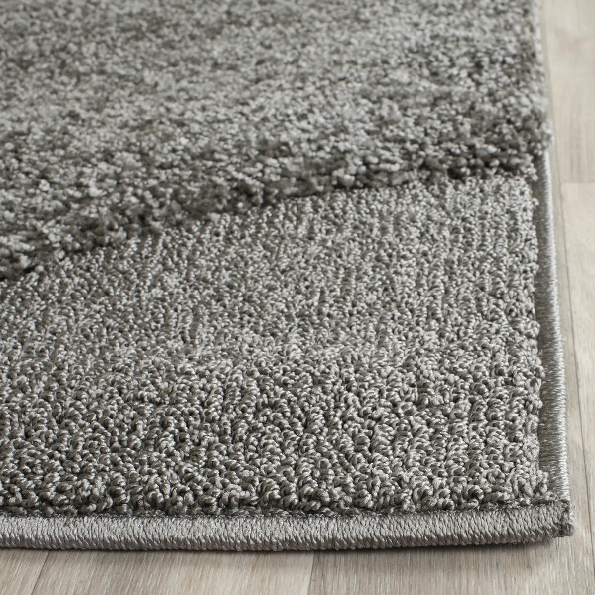 Safavieh Florida Shag 6'-0" x 9'-0" Rug in Grey / Beige