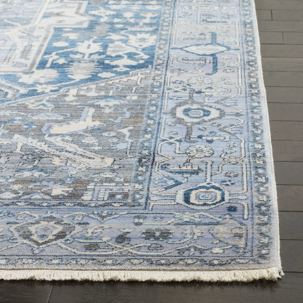 Safavieh Vintage Persian 6'-0" x 9'-0" Rug in Charcoal / Blue