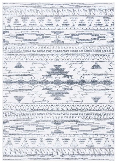 Safavieh Layla 4'-5" x 6'-5" Rug in Ivory / Grey