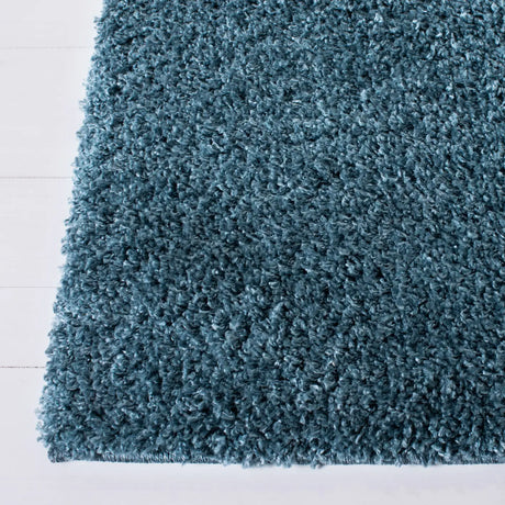 Safavieh Venus Shag 500 4'-0" x 6'-0" Rug in Blue
