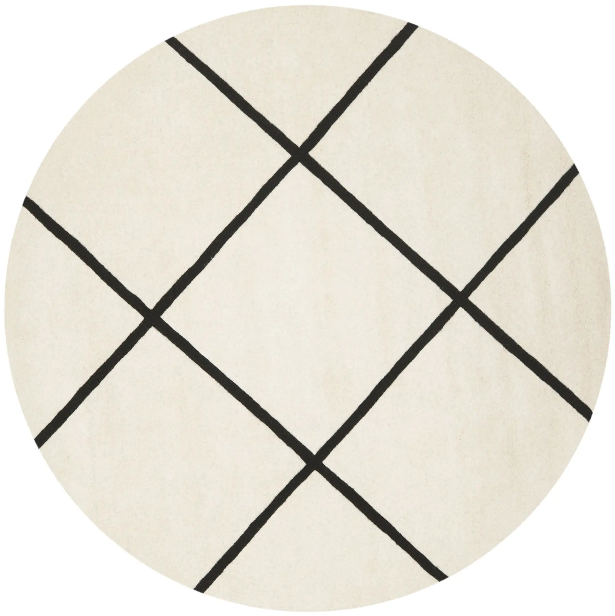Safavieh Chatham 7'-0" x 7'-0" Rug in Ivory / Black
