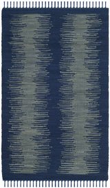 Safavieh Montauk 2'-6" x 4'-0" Rug in Navy