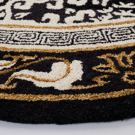 Safavieh Antiquity 6'-0" x 6'-0" Rug in Black / Ivory