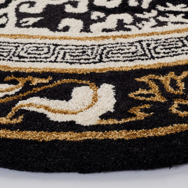 Safavieh Antiquity 6'-0" x 6'-0" Rug in Black / Ivory