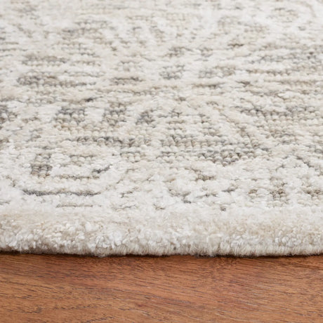Safavieh Precious 6'-0" x 6'-0" Rug in Grey / Ivory