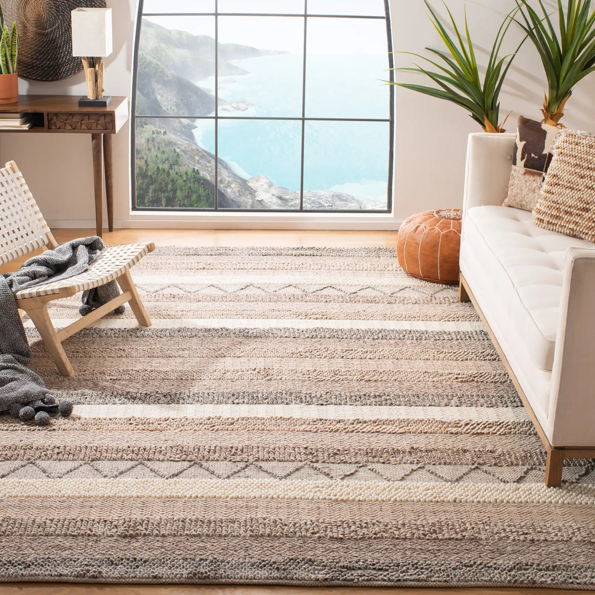 Safavieh Natura 10'-0" x 14'-0" Rug in Beige