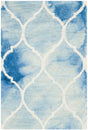 Safavieh Dip Dye 2'-0" x 3'-0" Rug in Blue / Ivory