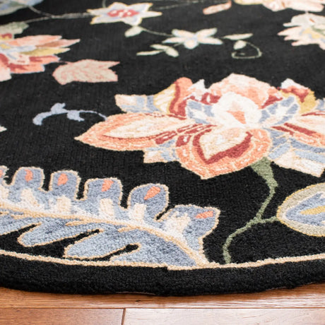 Safavieh Chelsea 5'-6" x 5'-6" Rug in Black