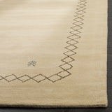 Safavieh Himalaya 4'-0" x 6'-0" Rug in Beige / Multi