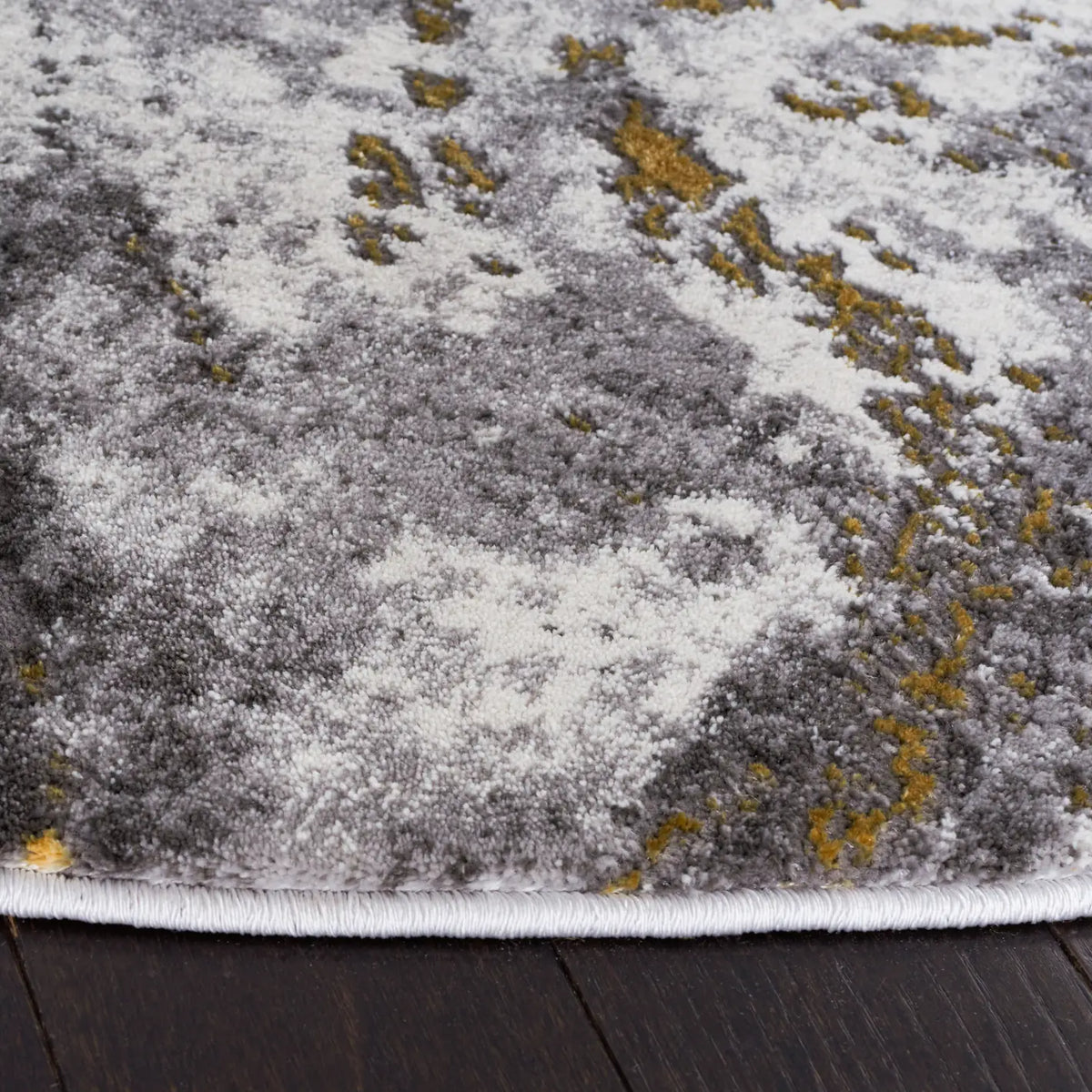 Safavieh Craft 6'-7" x 6'-7" Rug in Grey / Gold