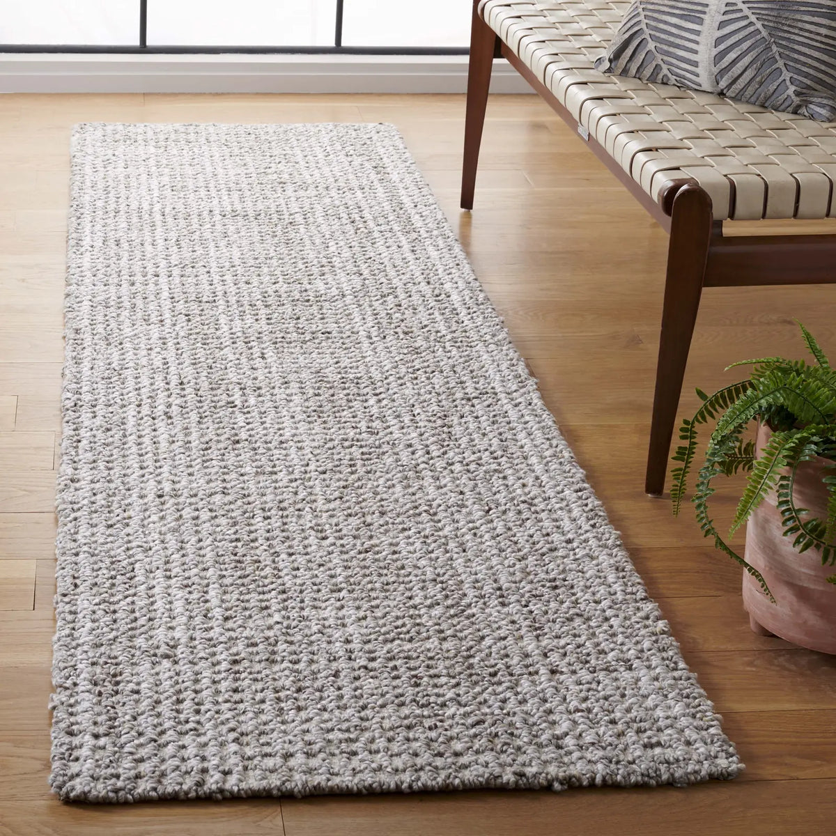 Safavieh Abstract 2'-3" x 8'-0" Rug in Light Brown / Grey