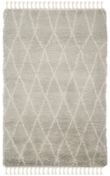 Safavieh Casablanca 4'-0" x 6'-0" Rug in Grey / Ivory