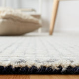 Safavieh Abstract 4'-0" x 6'-0" Rug in Blue / Ivory
