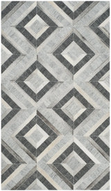 Safavieh Studio Leather 3'-0" x 5'-0" Rug in Ivory / Dark Grey