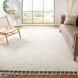 Safavieh Casablanca 8'-0" x 10'-0" Rug in Ivory / Grey