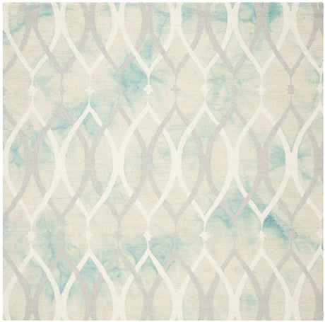 Safavieh Dip Dye 7'-0" x 7'-0" Rug in Green / Ivory Grey