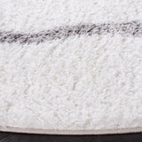 Safavieh Tahoe Shag 6'-7" x 6'-7" Rug in White / Grey