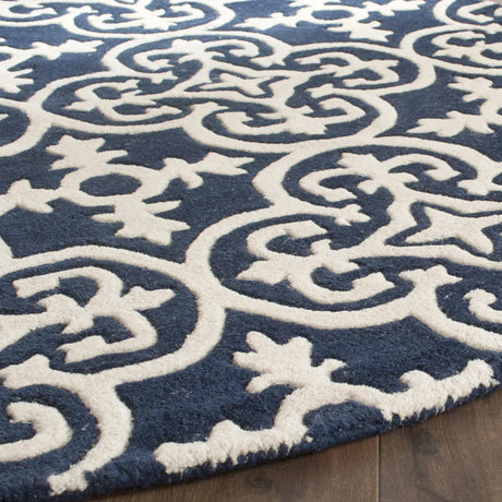 Safavieh Chatham 5'-0" x 5'-0" Rug in Dark Blue / Ivory