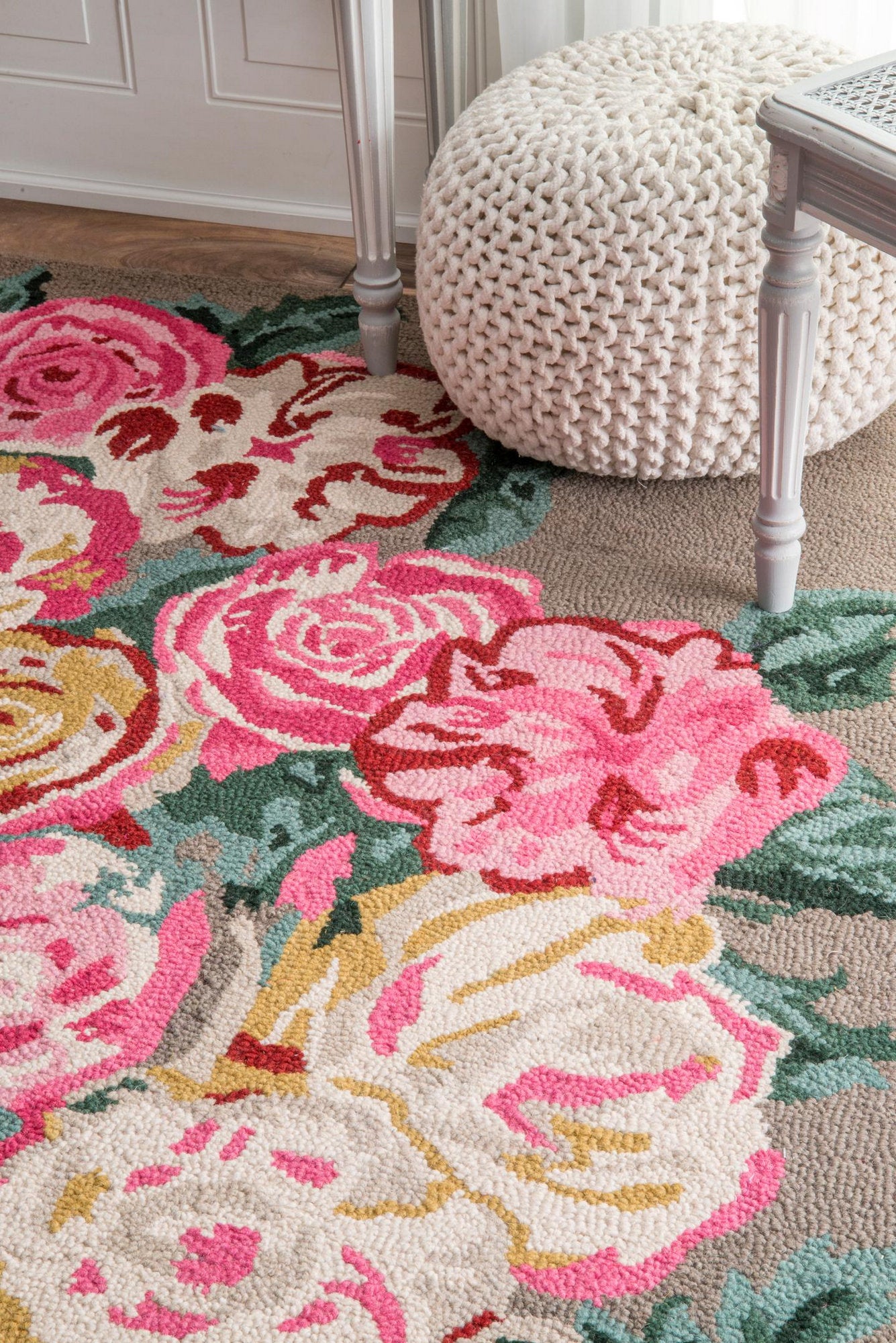 Nuloom Rose Bouquet Ahpe01A Light Brown Area Rug