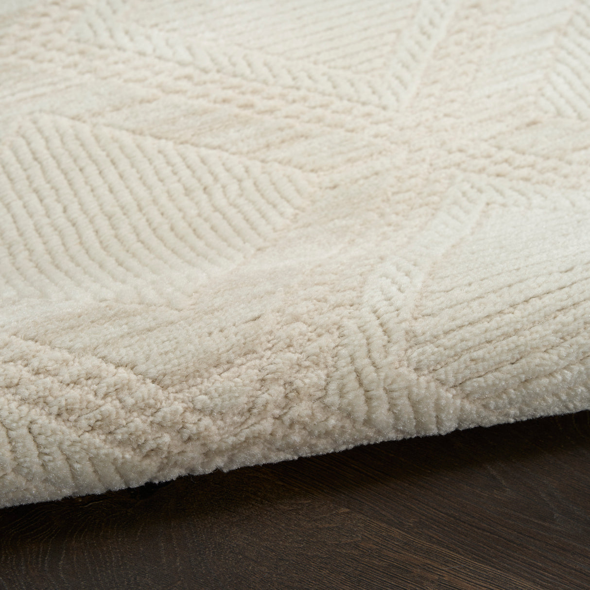 Nourison Serenity Home SRH11 Ivory Contemporary Area Rugs