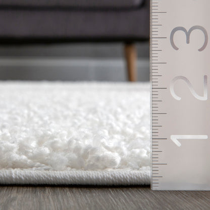 Nuloom Haisley Casual Shag Ozus01A White Area Rug