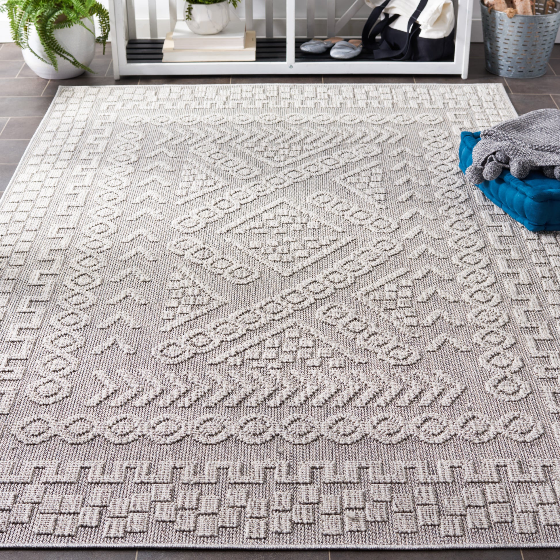 Safavieh Global Glb202F Grey/Ivory Area Rug