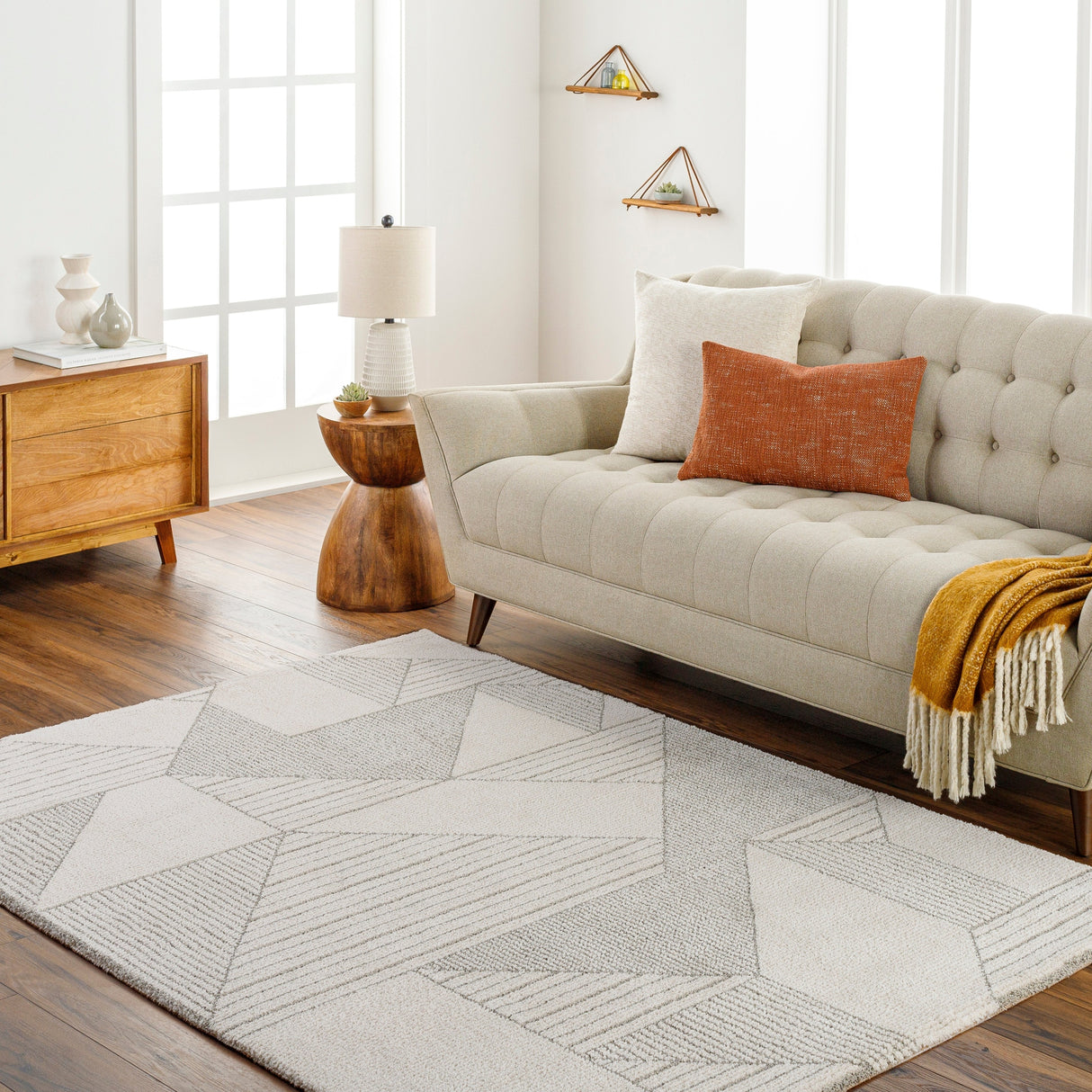 Surya Gavic Gvc-2314 Ivory, Medium Gray, Light Beige Rug.