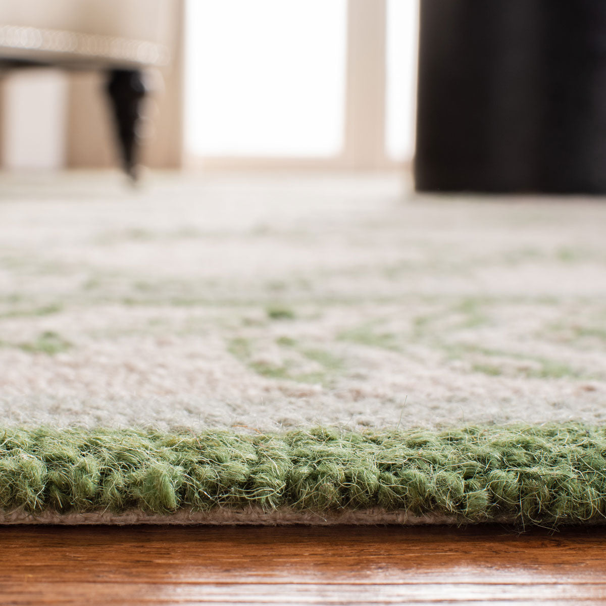Safavieh Chelsea hk230b Ivory / Light Green Rugs