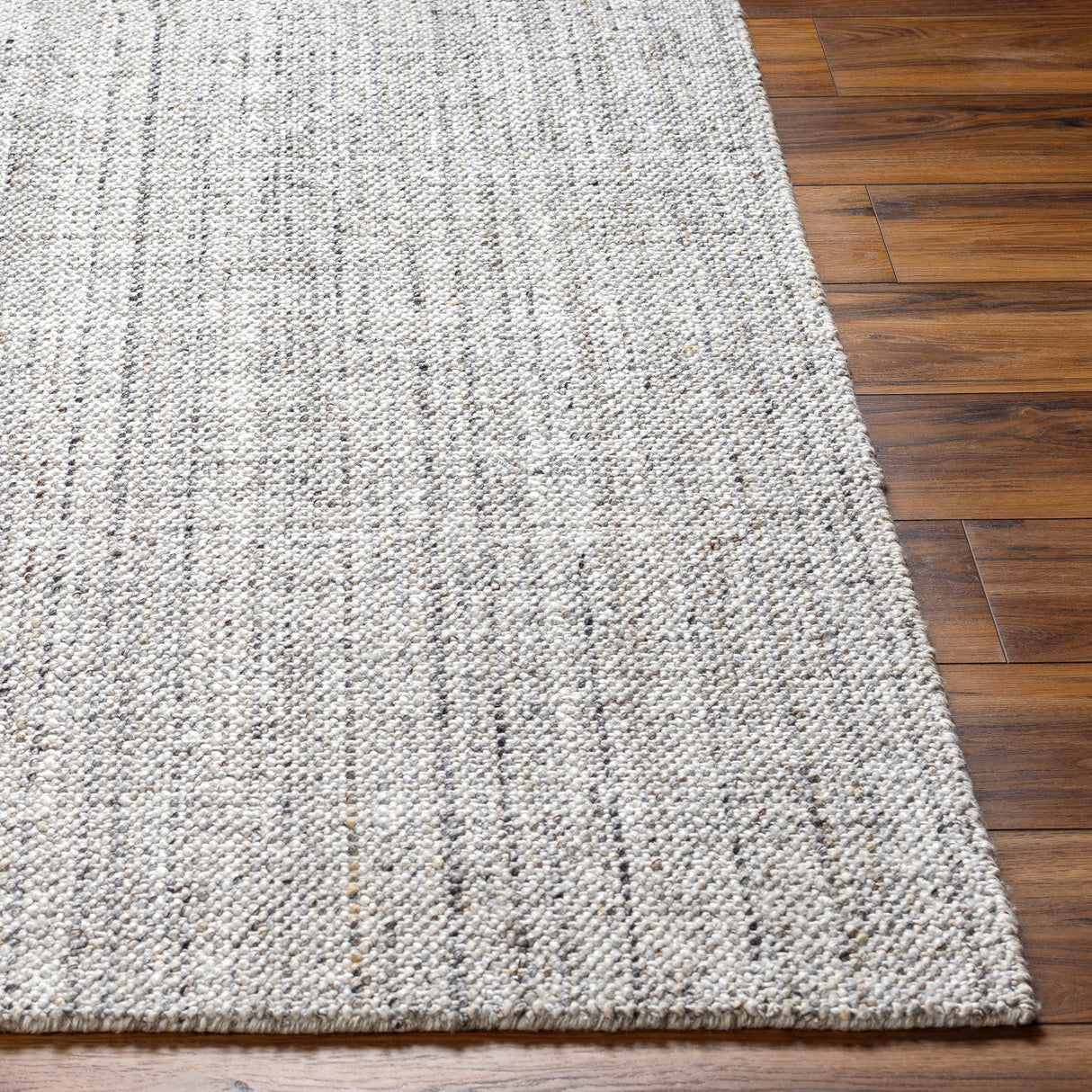 Surya Hope Hop-2302 Silver, Metallic - Silver, Pale Slate, Slate, Light Silver Rug.