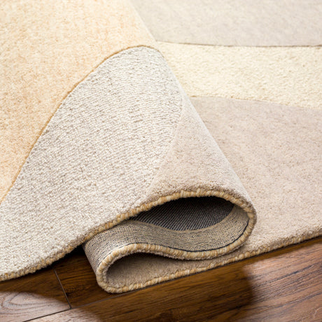 Surya Isabel Ibl-2300 Beige, Tan Rug.