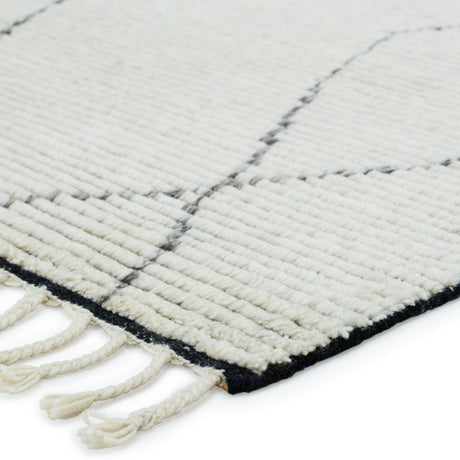 Jaipur Alpine Ammil Alp03 Cream/Black Rugs.