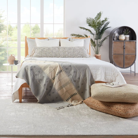 Jaipur Cirque Sereli Ciq40 Light Gray/Cream Rug.