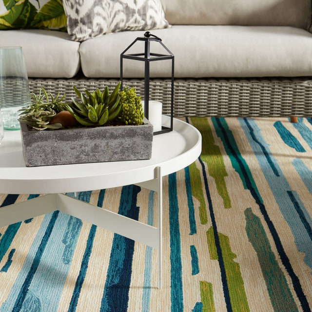 Jaipur Colours Sketchy Lines Co19 Blue/Green Rug.