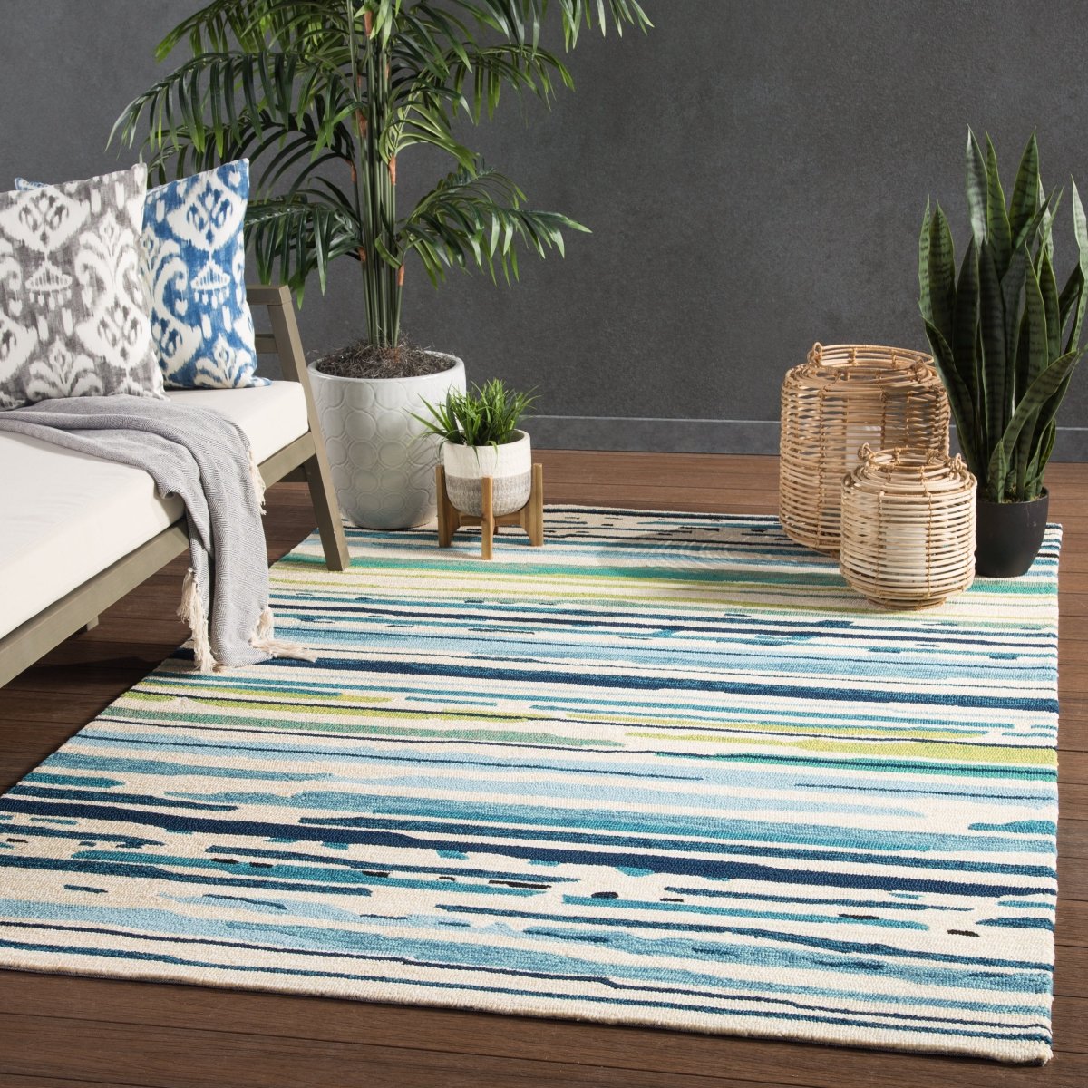 Jaipur Colours Sketchy Lines Co19 Blue/Green Rug.