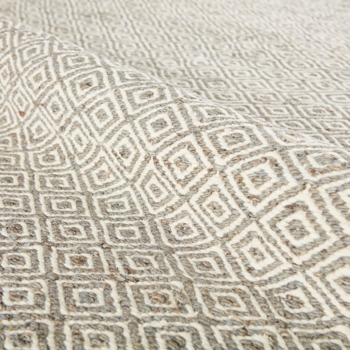 Jaipur Naturals Ambary Wales Amb02 Tan/White Rug.