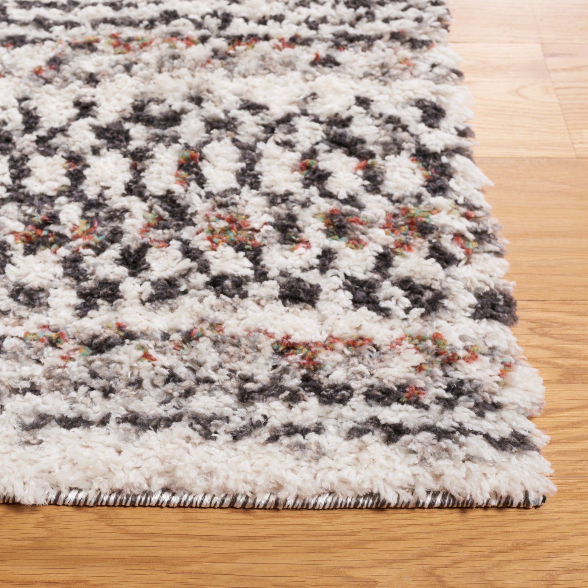 Safavieh Jericho Jer110Z Black/Rust Area Rug