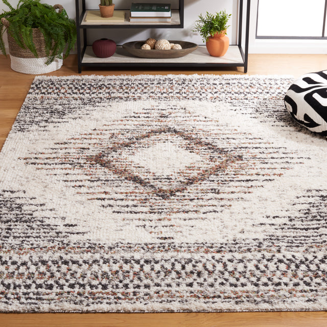 Safavieh Jericho Jer110Z Black/Rust Rug.