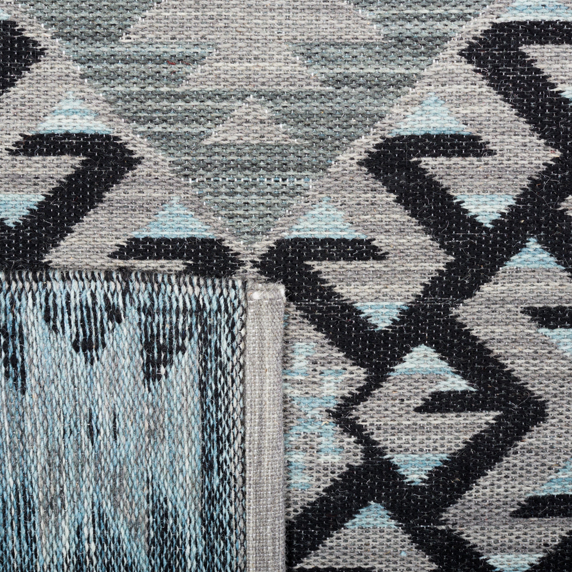 Safavieh Kilim Klm330F Grey/Black Area Rug