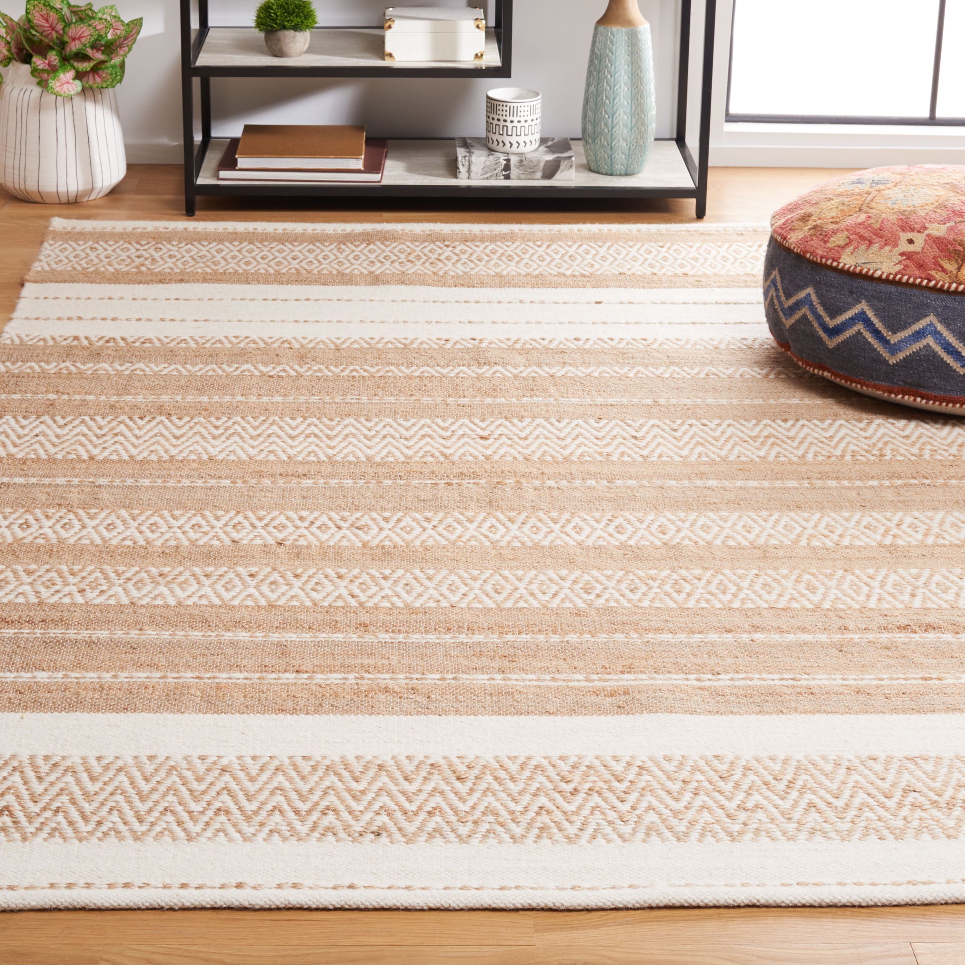 Safavieh Kilim Klm444A Natural/Ivory Area Rug