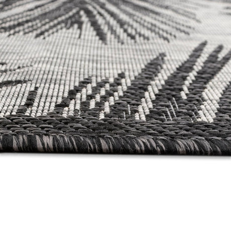 Liora Manne Carmel Fronds 8474/48 Black Rug.