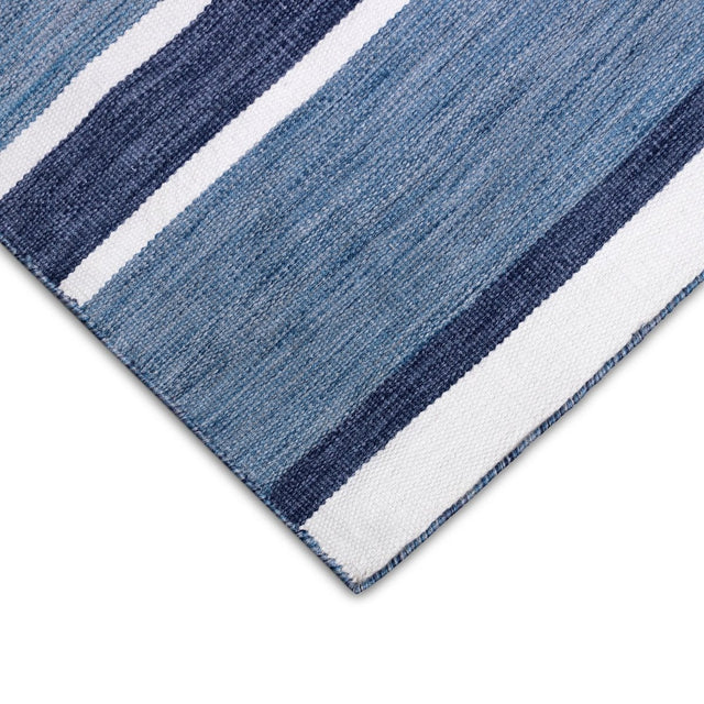 Liora Manne Sorrento Boat Stripe 6317/33 Navy Rug.