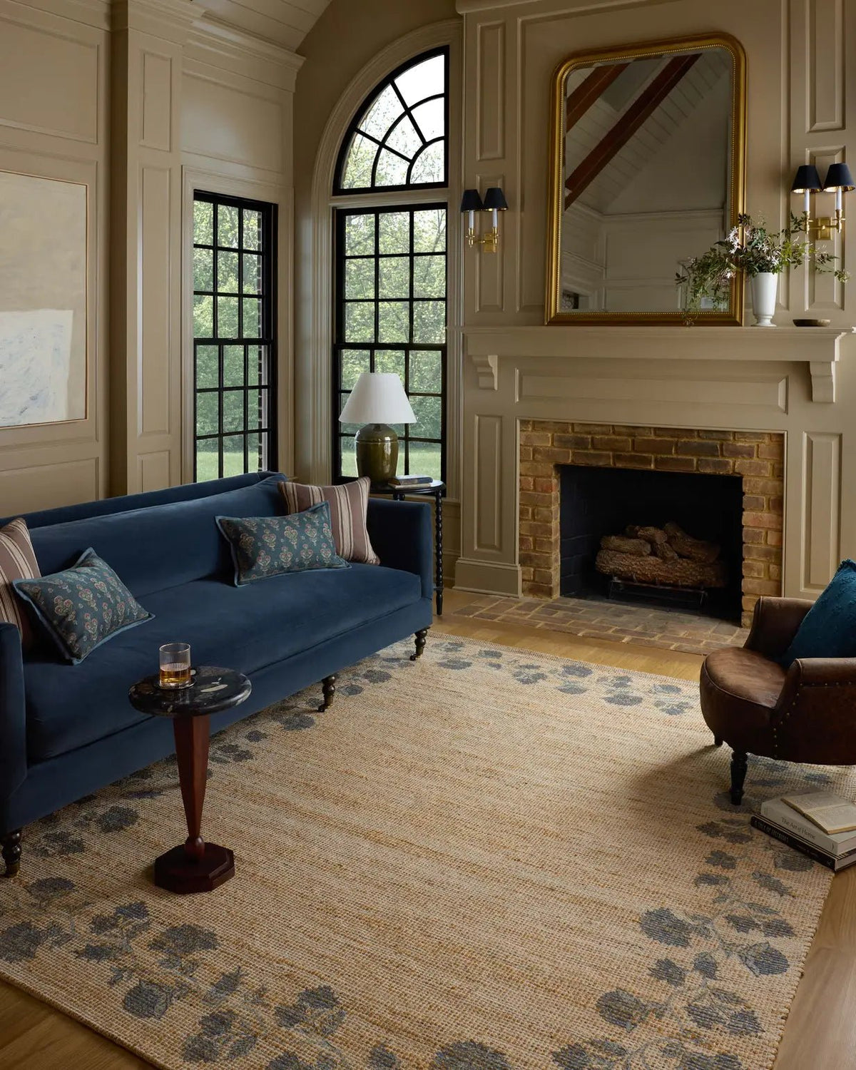 Chris Loves Julia x Loloi Rue RUE-05 Natural / Denim Rug - room scene 3
