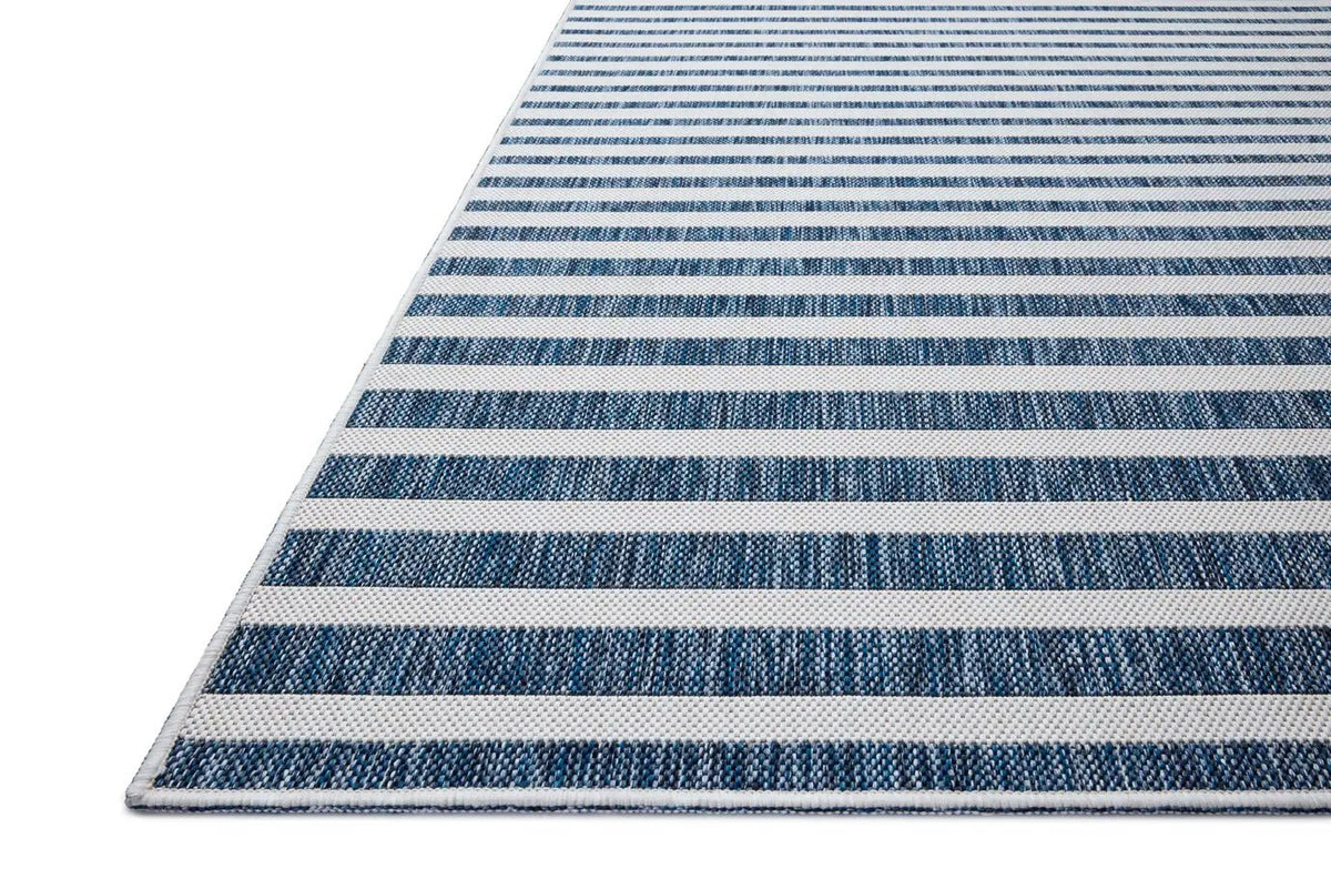 Loloi Easton ESN-03 Denim / Ivory Rug - rug corner