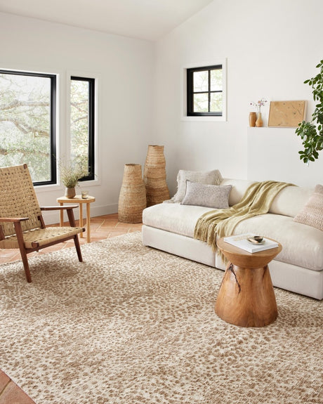 Loloi Neda Ned-02 Ivory/Sand Rug.