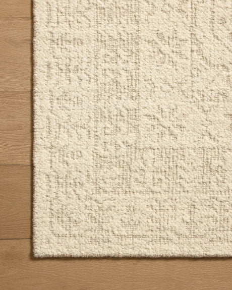 Loloi Novi NVI-01 Ivory / Dove Rug - corner on wood