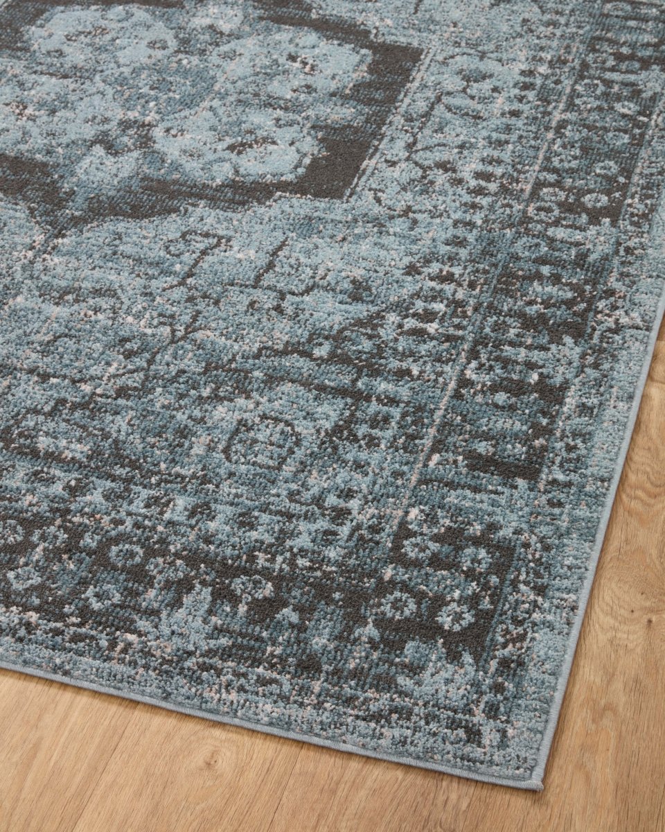 Loloi Odette Odt-08 Sky/Charcoal Rug.